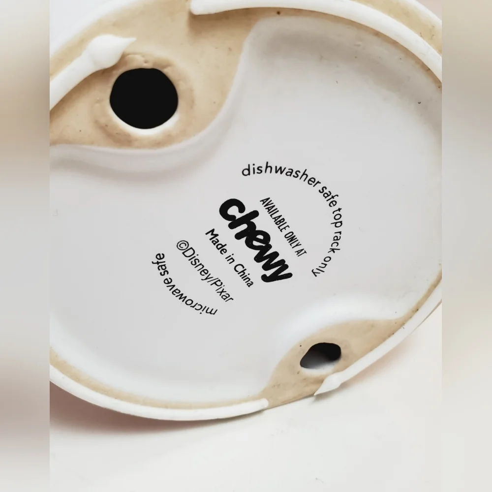 Pixar Finding Nemo Short Shape Non-Skid Elevated Ceramic 1 Cup Cat Bowl